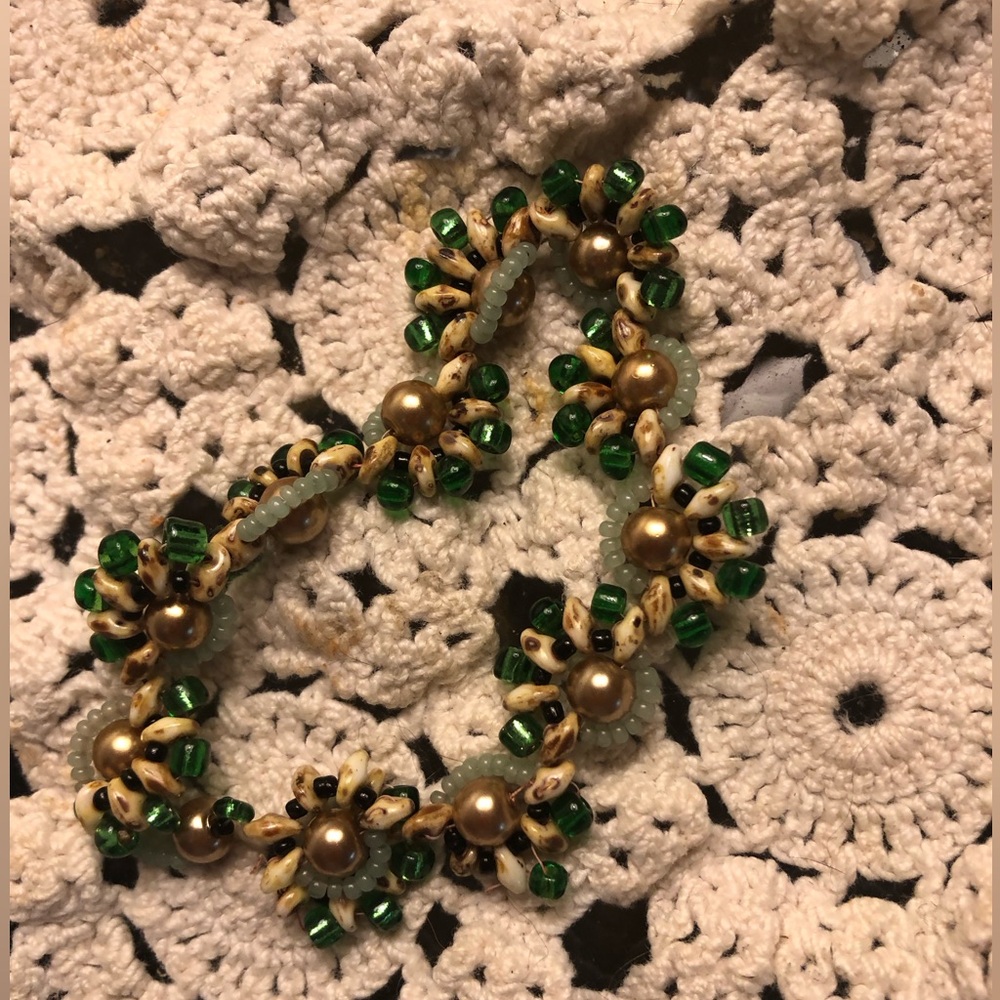 Middle Eastern macrame beaded bracelet -744 $8 or 🦋 *$3 w/bundle